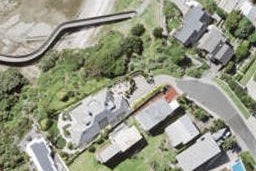 16 Te Akau Crescent, Bucklands Beach, Auckland