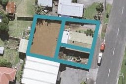 32 Pioneer Road, Moturoa, New Plymouth