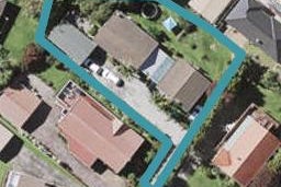 2/15 Kingussie Place, Highland Park, Auckland
