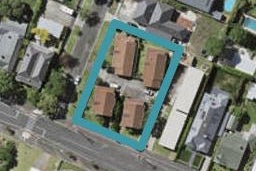 4/136 Calliope Road, Stanley Point, Auckland