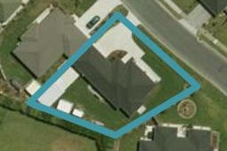 8 Wai Place, One Tree Point