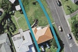 21 Coronation Street, Belmont, Auckland