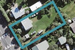 5 Miami Avenue, Surfdale, Waiheke Island