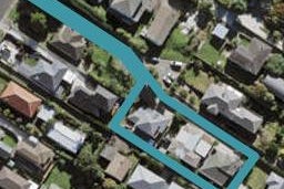 3/0 Hayr Road, Three Kings, Auckland