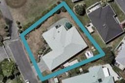 102 Milne Drive, Paraparaumu