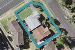 2/1 Chesley Place, Half Moon Bay, Auckland