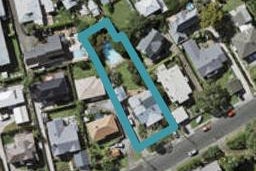 60 Norwood Road, Bayswater, Auckland