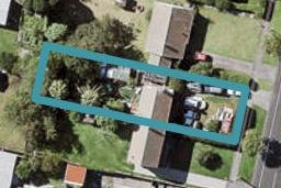 217 Riverside Avenue, Point England, Auckland