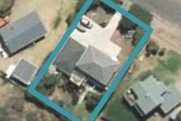10 James Street, Waikawa Beach, Manakau