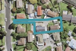 2/15 Borich Road, Sunnyvale, Auckland