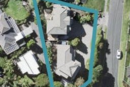 2/35 Channel View Road, Campbells Bay, Auckland
