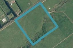 69 McGowan Road, Karioitahi, Waiuku