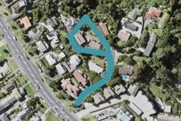 2/4 Pine Hill Crescent, Browns Bay, Auckland