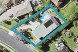 9 Charles Dickens Drive, Mellons Bay, Auckland