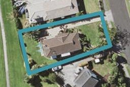43 De Quincey Terrace, Highland Park, Auckland