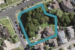 99 Mt Lebanon Crescent, The Gardens, Auckland