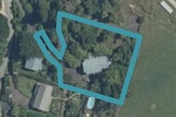 16 Burnside Road, Takaka