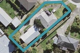2/21 Raeben Avenue, Hillcrest, Auckland
