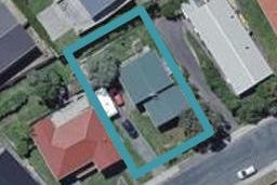 21 Somes Crescent, Newlands, Wellington