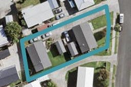 2/17 Templeton Place, Clendon Park, Auckland