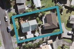 2/4 Jumento Place, Unsworth Heights, Auckland