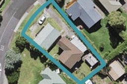 5 Arlette Place, Massey, Auckland