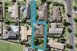 8 Simon Owen Place, Golflands, Auckland