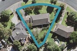 5 Glastron Place, Bayview, Auckland