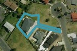 9 Aarts Place, One Tree Point