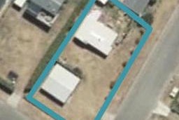 1 James Street, Waikawa Beach, Levin