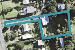 99 Marine Parade North, Piha