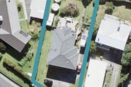 11 The Crescent, Tindalls Beach, Whangaparaoa