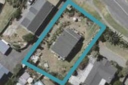 11 Karaka Street, Otaki Beach, Otaki