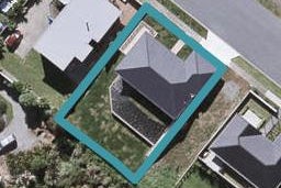 13 Heta Road, Highlands Park, New Plymouth