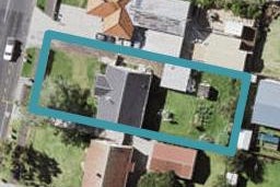 8 Erima Avenue, Point England, Auckland