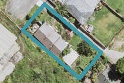 56 Chislehurst Street, Henderson, Auckland