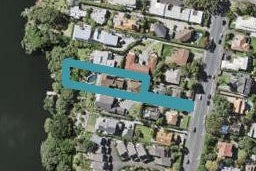 2/232 Hurstmere Road, Takapuna, Auckland
