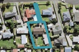 13 Clinton Avenue, Te Atatu Peninsula, Auckland