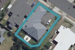 102 Saint James Drive, Huntington, Hamilton