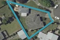 15 Lowestoft Place, West End, Palmerston North