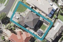 8 LARKIN PL, Somerville, Manukau