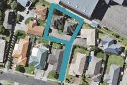 1/17 Headcorn Place, Botany Downs, Auckland