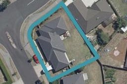 83 Farnborough Drive, Grandview Heights, Hamilton