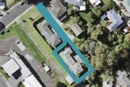 3A Trelawn Place, Cockle Bay, Auckland