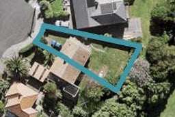 15 De Luen Street, Point Chevalier, Auckland