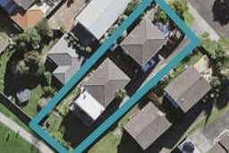 2/62 Simon Ellice Drive, Bayview, Auckland