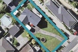 4 Calder Place, Wai o Taiki Bay, Auckland