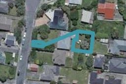 12A Warrington Grove, Newlands, Wellington