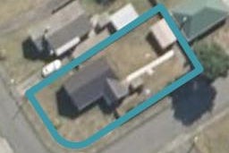 8 Hudson Avenue, Bulls