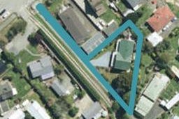 15 Eighty Eight Valley Road, Wakefield